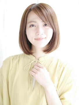 ナル 白山神社参道通り店(nalu) 長めの前髪のワンカールボブスタイル