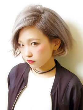 ポム(pomme) ホワイトアッシュボブ