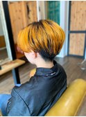 ハンサムショート　イエロー　シャドウルーツカラー
