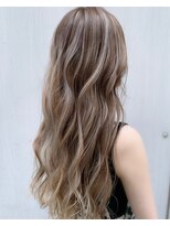 ペグ(Peg)&nbsp;ハイライトヌーディーロング