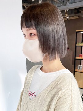 アイティーバイアルバム 藤沢店(IT by ALBUM) シアラベンダーボブ_斜めバンググレージュカラー_ba444322