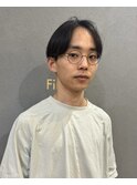 センターパートスタイル×メンズカット