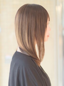 シキ(shiqui) 20代～50代/うるツヤ/ヘッドスパ/質感向上トリートメント