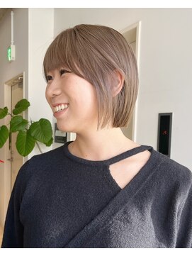 クリアオブヘアー リット(CLEAR of hair LiT) ベージュカラー