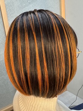 イゾラ(isola) 【isola】アンブレラカラー/ブリーチ2回/ビビッドオレンジ/ボブ