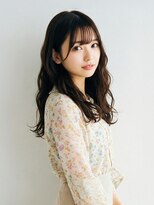 レガーミ(Legami) ふんわりとしたカールが可愛らしいセミロングヘア