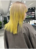 ホワイトベージュ×イエロー　ルーツカラー