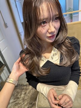 ユニ(uni) ラベンダーアッシュ.レイヤーカット