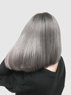 ラピス 渋谷本店(Lapis) 【lapis渋谷】ホワイトシルバーアッシュ☆