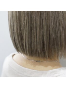 シシカ(Cicica) クリアベージュボブ