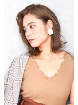 シトロン ブラン(CITRON blanc) ＃伸ばしかけ　＃セミディ　＃ことりベージュ