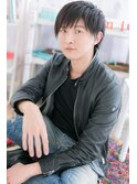 ナチュラルな男らしさモーブカラーサイドパートショートc1