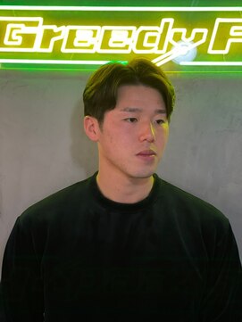 グリーディーフォックス 代々木(Greedy FOX) 韓国マッシュ/センタ-パ-ト/ツイストスパイラル/スキンフェード