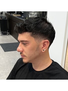 コバリ(KOBARI) アップバングツーブロックマッシュ束間波巻き