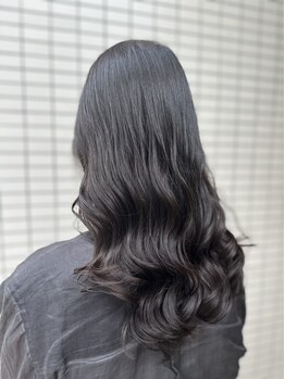 ラウレア 表参道(LAULEA)の写真/伸ばし中の髪もかわいくお洒落に◎どんな長さでも魅力を引き出すヘアスタイルを提案します！