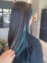 リンダテーラ(Linda tela)&nbsp;【札幌白石】インナーカラー/ターコイズブルー/ロングヘア