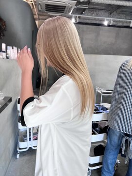 クリム(qulim) ブリーチ/ブリーチカラー/ダブルカラー/ハイトーンカラー