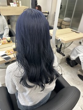 エイト ホワイト 札幌駅前店(EIGHT white) Blue