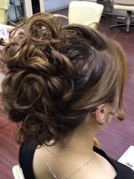 ヘアサロン ユニティ(Hair Salon Unity) 夜のパーティアップ