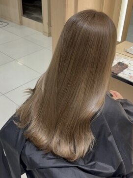 フェイス 伊勢原(FACE。) 【ブリーチ無しイルミナダブルカラー】ミルクティーベージュ