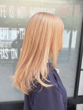 エルム 原宿 表参道(yelm) ワンブリーチでできるナチュラルミルクティーブロンド