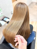 アグ ヘアー ミロ 本厚木店(Agu hair milo)&nbsp;ミルクティーベージュ×ULTOWA〇本厚木