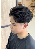 メンズショートフェザーパーマ毛流れセンターパート刈り上げ