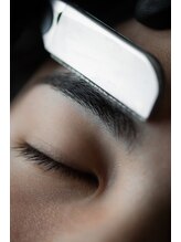 シェービングって髭剃りと違うの？[メンズ/神保町/理容室/バーバー/シェービング/メンズパーマ/眉毛]