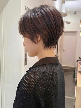ヘア アンド スパ エジェリ プリム(hair&spa egerie prime) 前髪あり/前下がりショート/30代◎40代
