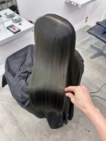 イト(ito.)&nbsp;11. ロングストレート/オリーブ/グレージュ/ボブ/堀江