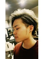 プーパヘアー メンズデザインファクトリー(pupa hair MEN'S DESIGN FACTORY) 耳かけロックヘアー