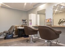 ヴァーサヘアー(Versa hair)