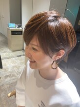 エクラバイナチュラル(eclat by Natural) ★フェザーバングのモテ髪ショートカット★