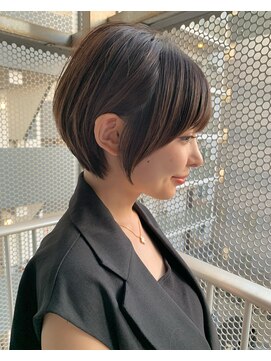 ロンドブルーム 天神大名店(Lond Bloom) 横顔美人ショート/大人美人ショート