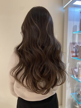 アンクー(Ankh) 韓国風レイヤースタイル×暗めグレージュ