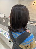 ナチュラルカラー×外ハネスタイル