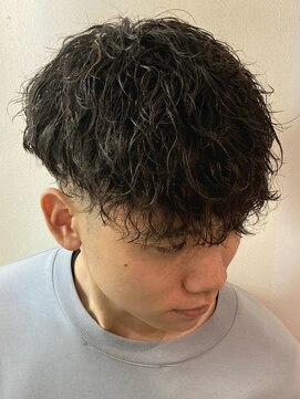 ヒロギンザ 大阪本店(HIRO GINZA) ツイストスパイラルパーマ×フェード