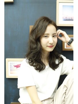 フィル(Fill) 髪質改善　ピスタチオカラー