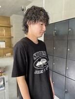 ヘアー アイス ルーチェ(HAIR ICI LUCE)&nbsp;ツイストスパイラルパーマ 波巻き風 2ブロック 刈り上げ/ 井上