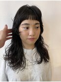 ミニバングと柔らかいロングパーマ　<若林>