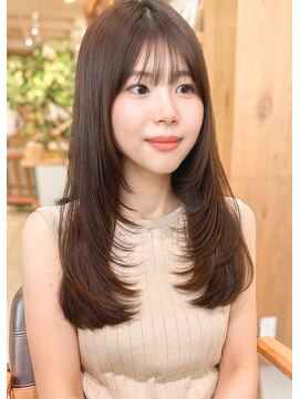 ルエ(rue) ミディアムレイヤーカットストレートロングウルフカットベージュ