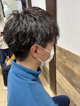 ミリ 府中(Mili) カット×アップバング