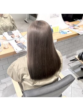 ミエルヘアーエスト 新宿店(mielhair est) ミルクティーグレージュ^ ^デザインカラー