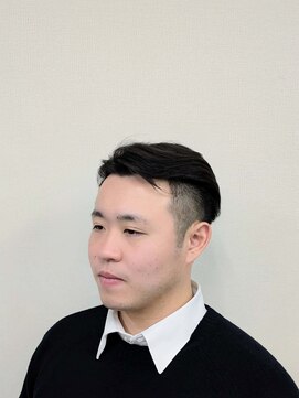 ヘアーソユーズ(HAIR SOYUZ) 手櫛でセット出来るツーブロックスタイル