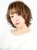 ピンクアッシュブラウンカラー外はねパーママッシュショート