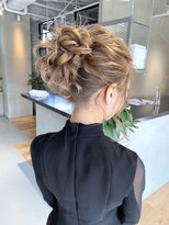 ニキータ(Nikiita)&nbsp;【NIkiita女子】高めシニヨン