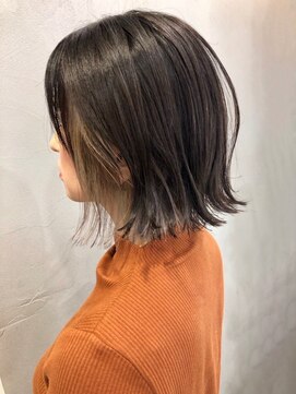アース 上本町店(HAIR&MAKE EARTH) 20代30代40代外ハネアッシュグレージュ肩ライン耳掛け
