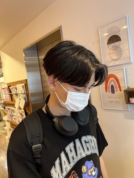 エクリ 麻布十番(equri) ニュアンスセンターパート