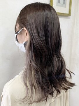 ランプ ヘアー(lamp hair) インナーカラー×ホワイトベージュ/lamp 清水