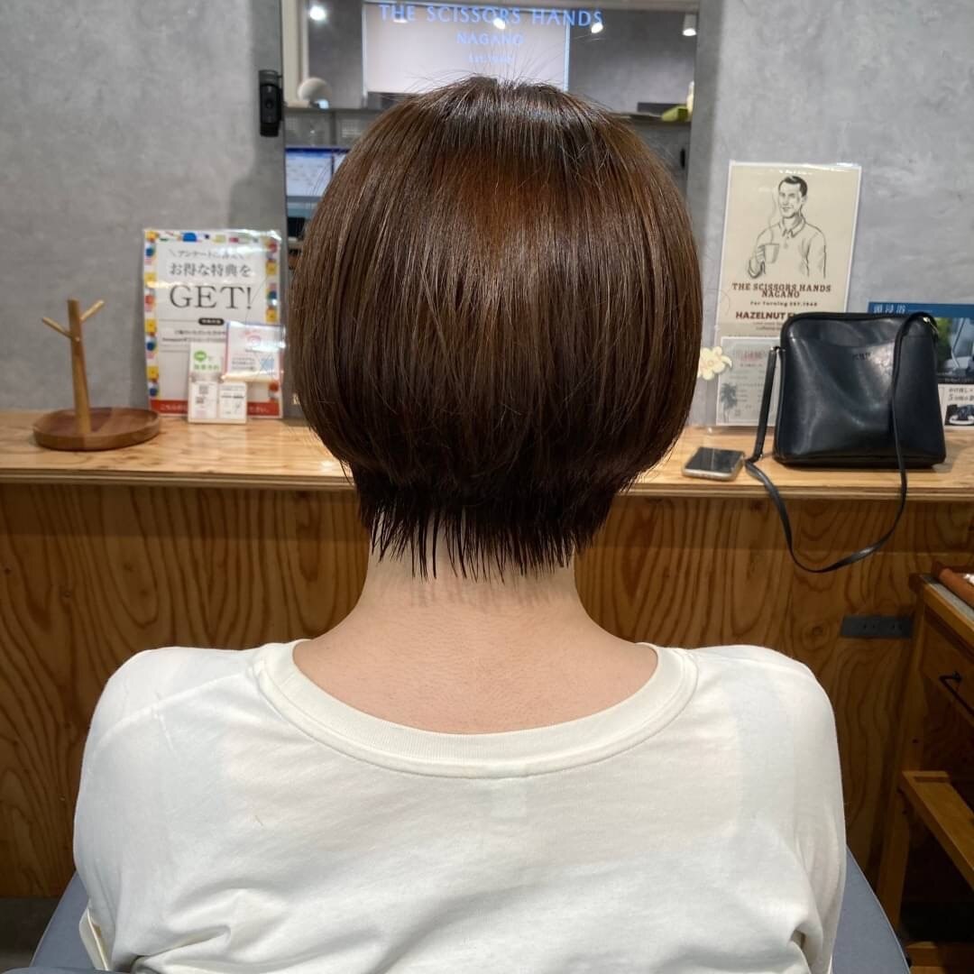 襟足はバームで束間！スタイリッシュなマッシュショートStyle